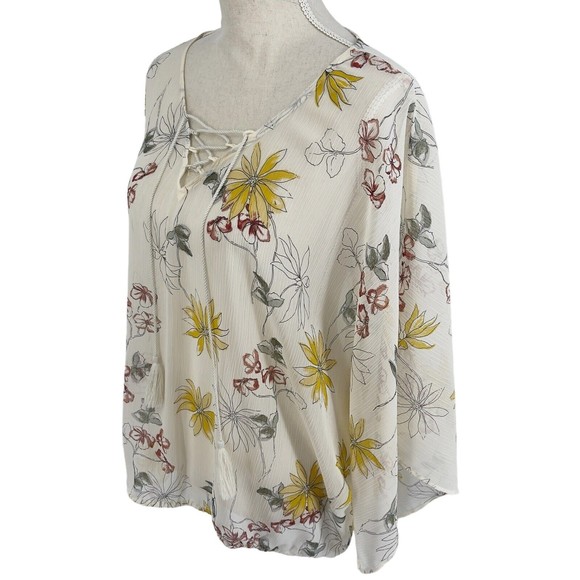 Maurices Womens Plus Size 0 Kimono Top 14W Sheer Floral Print Lace Up V Neck - Picture 9 of 13